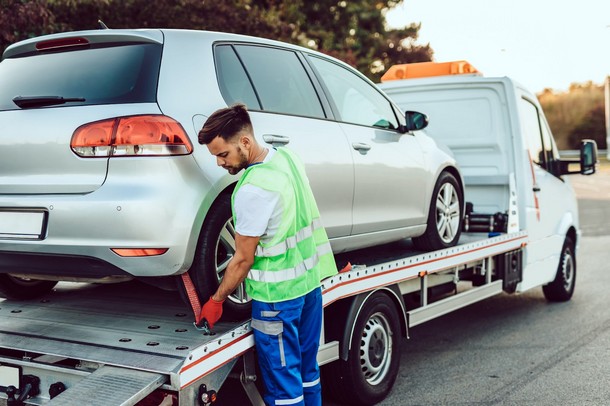 کارت طلایی امداد خودرو چیست؟