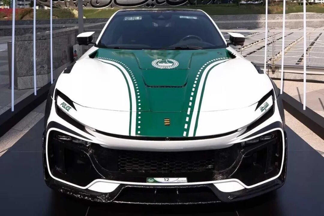 رونمایی پلیس دبی از خودروی جدید حیرت انگیزش