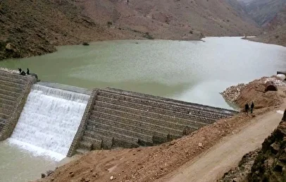 آبگیری کامل سد نازدشت هرمزگان+ فیلم