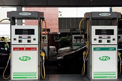 صف طولانی خودرو‌های لاکچری برای بنزین سوپر وارداتی در تهران+ فیلم