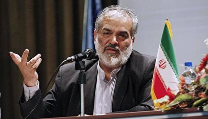 قدیری ابیانه: پای پشمالوی مردان که تحریک‌کننده نیست، پای زنان تحریک‌کننده است/ مردان چشمشان می‌بیند و دلشان می‌خواهد + فیلم