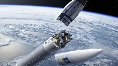 لحظه حرکت ماهواره‌های ایران به‌سوی سکوی پرتاب در روسیه+ فیلم