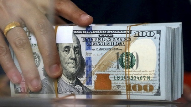 عقبگرد قیمت سکه و دلار در بازار