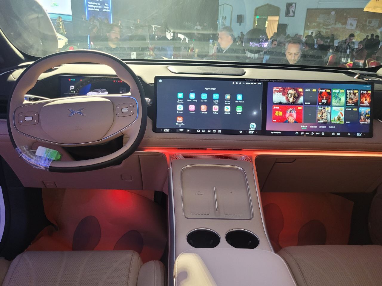 رونمایی از سه محصول ایکس پنگ در ایران رونمایی از سه محصول ایکس پنگ در ایران