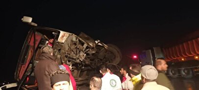 واژگونی خونین یک اتوبوس در جاده گرمسار/ ۲۵ نفر مجروح شدند