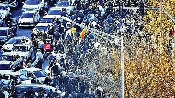 شب ناآرام ایران