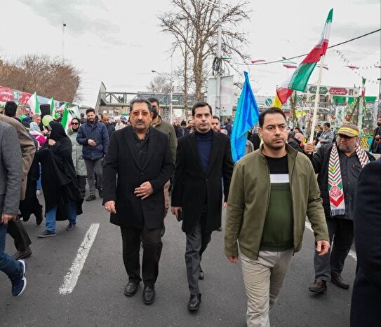 وزیر صمت: استقلال کشور در تولید داخلی است