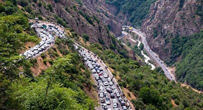 ترافیک سنگین در جاده چالوس / انسداد ۶ محور کشور مسدود شد