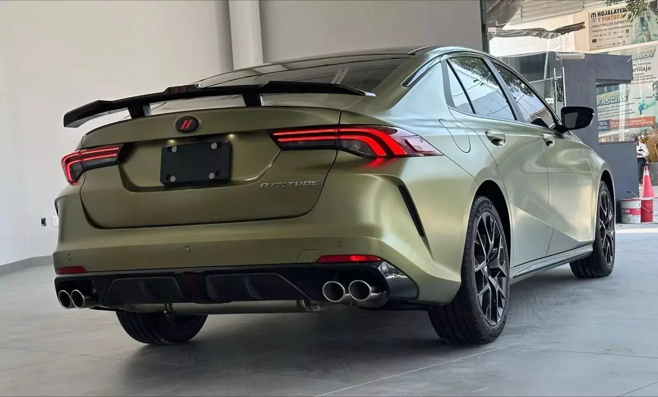 معرفی نسخه محدود دوج اتیتیود ۲۰۲۶ / قیمت سدان دوج اتیتیود اعلام شد