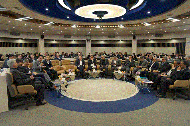 بانک ملی ایران با انسجام سازمانی به استقبال اهداف توسعه‌ای می‌رود/ صیانت از اعتماد مردم؛ خط‌مشی اصلی بانک ملی ایران