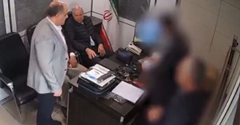 علت بازرسی چمدان دیپلمات اروپایی در فرودگاه امام چه بود؟ + فیلم