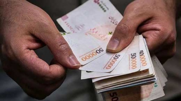 گزارش‌دهندگان 291 میلیون تومان پاداش گرفتند