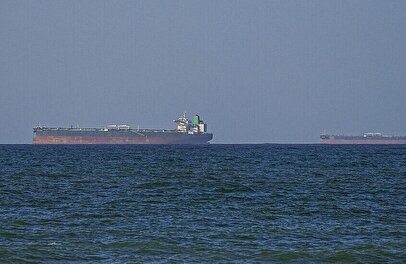 سردرگمی واشنگتن بین لفاظی‌های تحریمی و نیازهای واقعی بازار / مجوز لغو تحریم‌های نفتی روسیه صادر شد