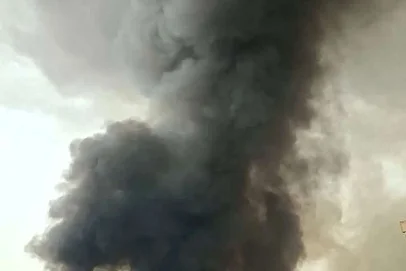 خنثی سازی بمب سنگرشکن عمل نکرده در یزد+ فیلم