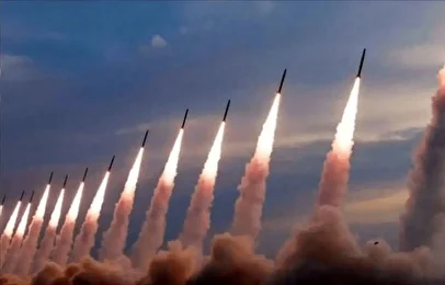 نشانه جدید از آغاز موج دوم جنگ ایران و آمریکا / موشک‌ها و پهپاد‌های آماده شلیک شدند