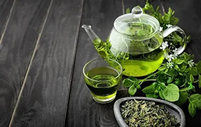 چه کسانی نباید چای سبز بخورند؟