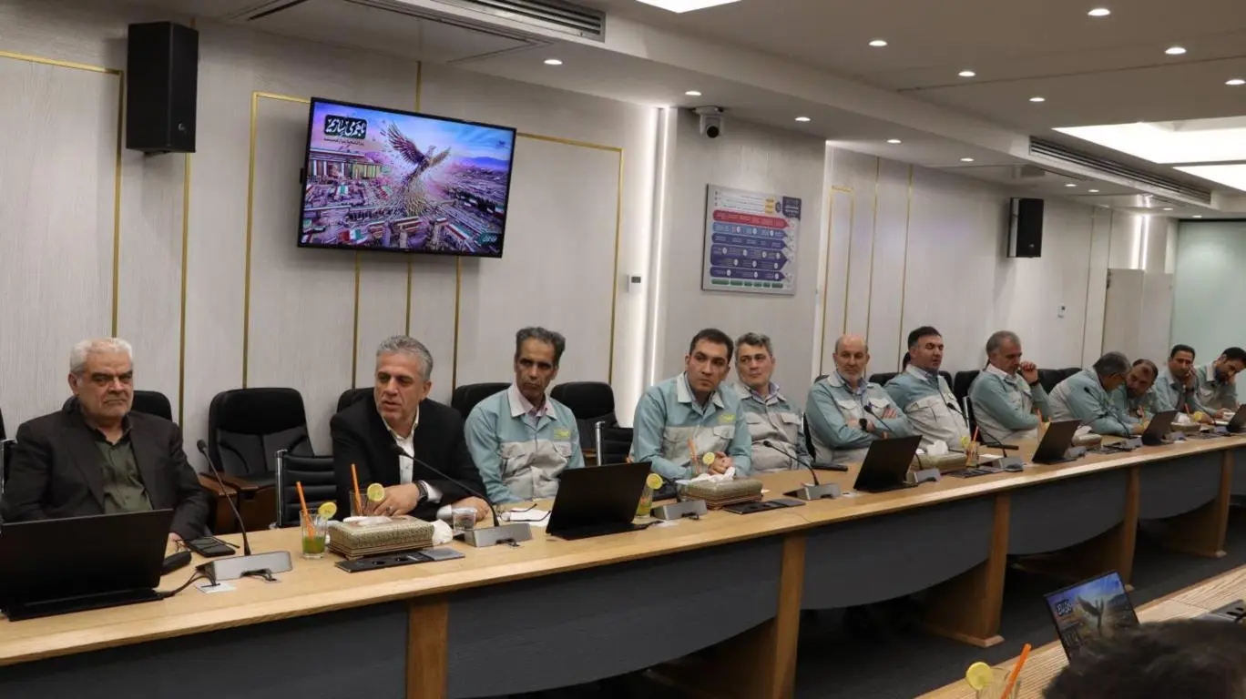 آمادگی بانک رفاه کارگران برای حمایت از صنعت فولاد کشور