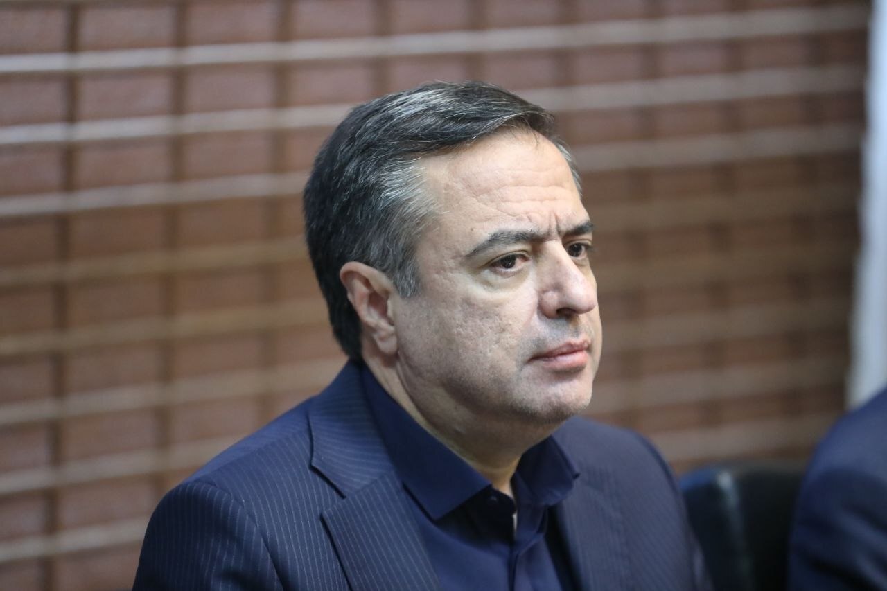 مشارکت راهبردی بانک صادرات ایران در «سازندگی نوین» و «جهاد اقتصادی»؛ تأمین مالی توسعه زیرساختهای انرژی با تمرکز بر نیروگاههای تجدیدپذیر