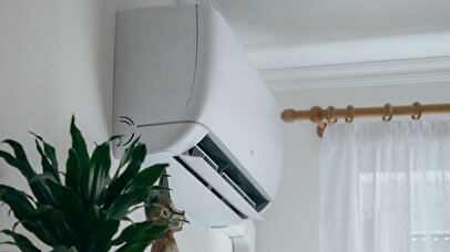 دلیل باد گرم کولر گازی چیست؟ / مشکلات رایج کولر گازی در تابستان + راه‌حل