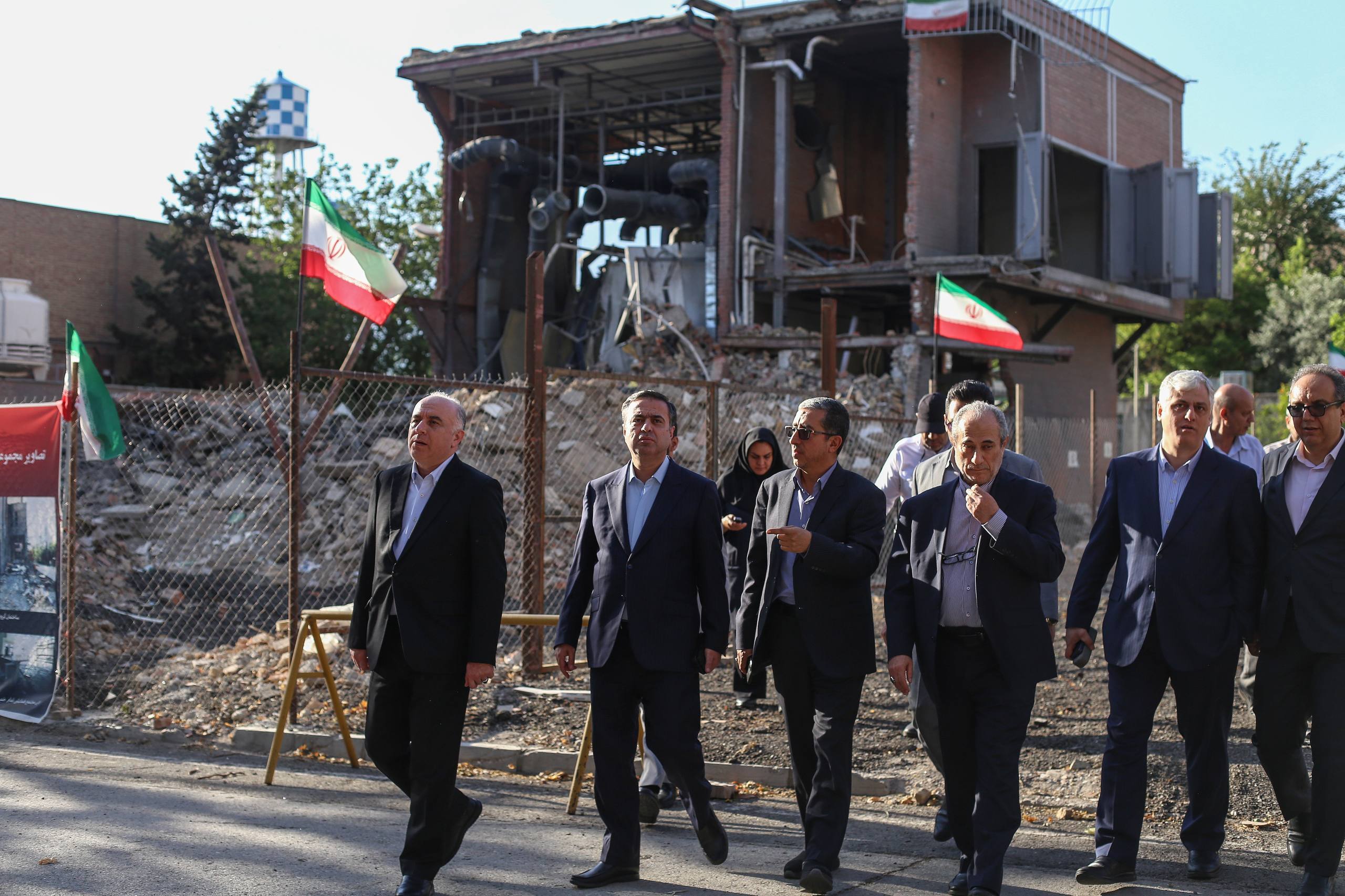 پیشگامی بانک صادرات ایران در بازسازی اکوسیستم دانش‌بنیان؛ حمایت راهبردی از آموزش عالی و پیوند دانشگاه، صنعت و اقتصاد در دوران پساجنگ/ تأکید قربان اسکندری بر توسعه آموزش عالی در دوران پساجنگ با رویکرد حمایت بانکی از اقتصاد دانش‌بنیان و فناوری