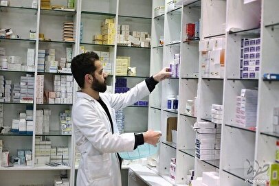 خبر مهم برای داروخانه‌ها / خسارت تأخیر پرداخت از بیمه‌ها گرفته می‌شود