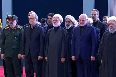 غیبت معنادار خاتمی، احمدی‌نژاد و روحانی در مراسم وداع با رهبر شهید