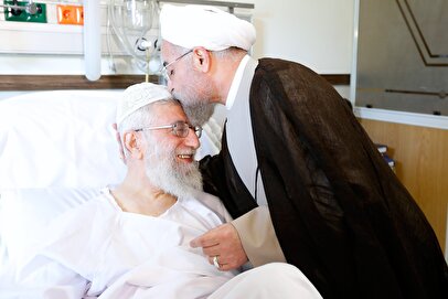 علت غیبت روحانی در مراسم تشییع چه بود؟/ پاسخ تلویحی به روایت آشنا
