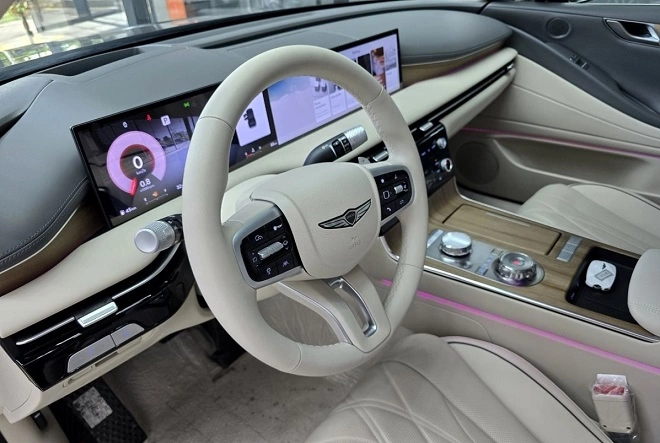 کابین جنسیس G80