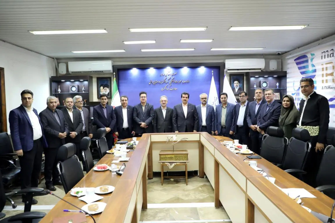 تفاهم‌نامه همکاری بانک رفاه کارگران و معاونت گردشگری وزارت میراث فرهنگی، گردشگری و صنایع‌دستی امضاء شد