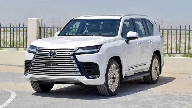خبر جدید برای واردات لندکروز و لکسوس به ایران