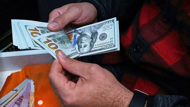 روند صعودی قیمت دلار در بازار