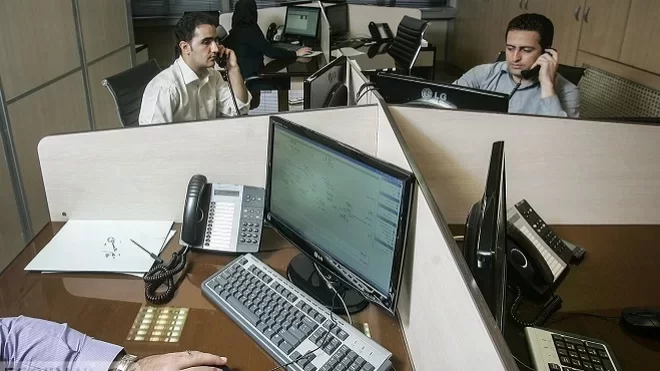 کاهش 15 درصدی کارکنان دولت بدون تعدیل