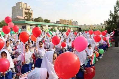 ثبت-نام-رایگان-در-مدارس-هیئت-امنایی-چگونه-تخلفات-را-گزارش-دهیم
