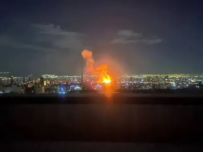 عربستان-زیر-آتش-سنگین-موشک-و-پهپاد-انفجارها-در-فرودگاه-ابها-خمیس-مشیط-و-تاسیسات-آرامکو