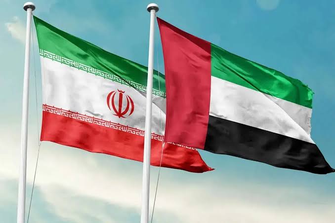 امارات محموله عظیم صادراتی ایران را برگشت زد / سرگردانی ۳ میلیون دلار آب‌های در خلیج فارس!
