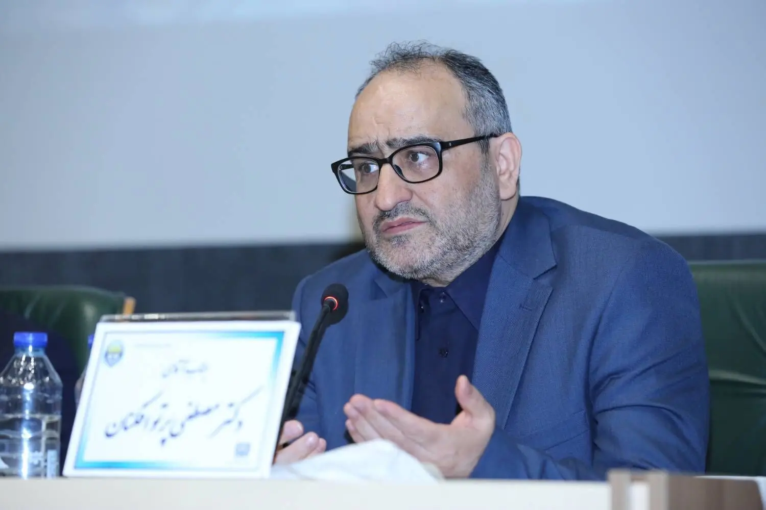 دکتر پرتوافکنان: مداخلات در نرخ سود، ریشه بخشی از ناترازی نظام بانکی است