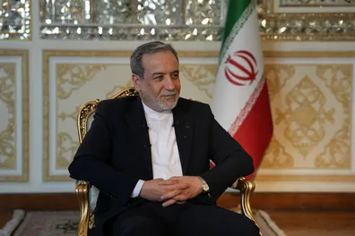 دیدار-رئیس-اتحادیه-میهنی-کردستان-عراق-با-عراقچی-عکس